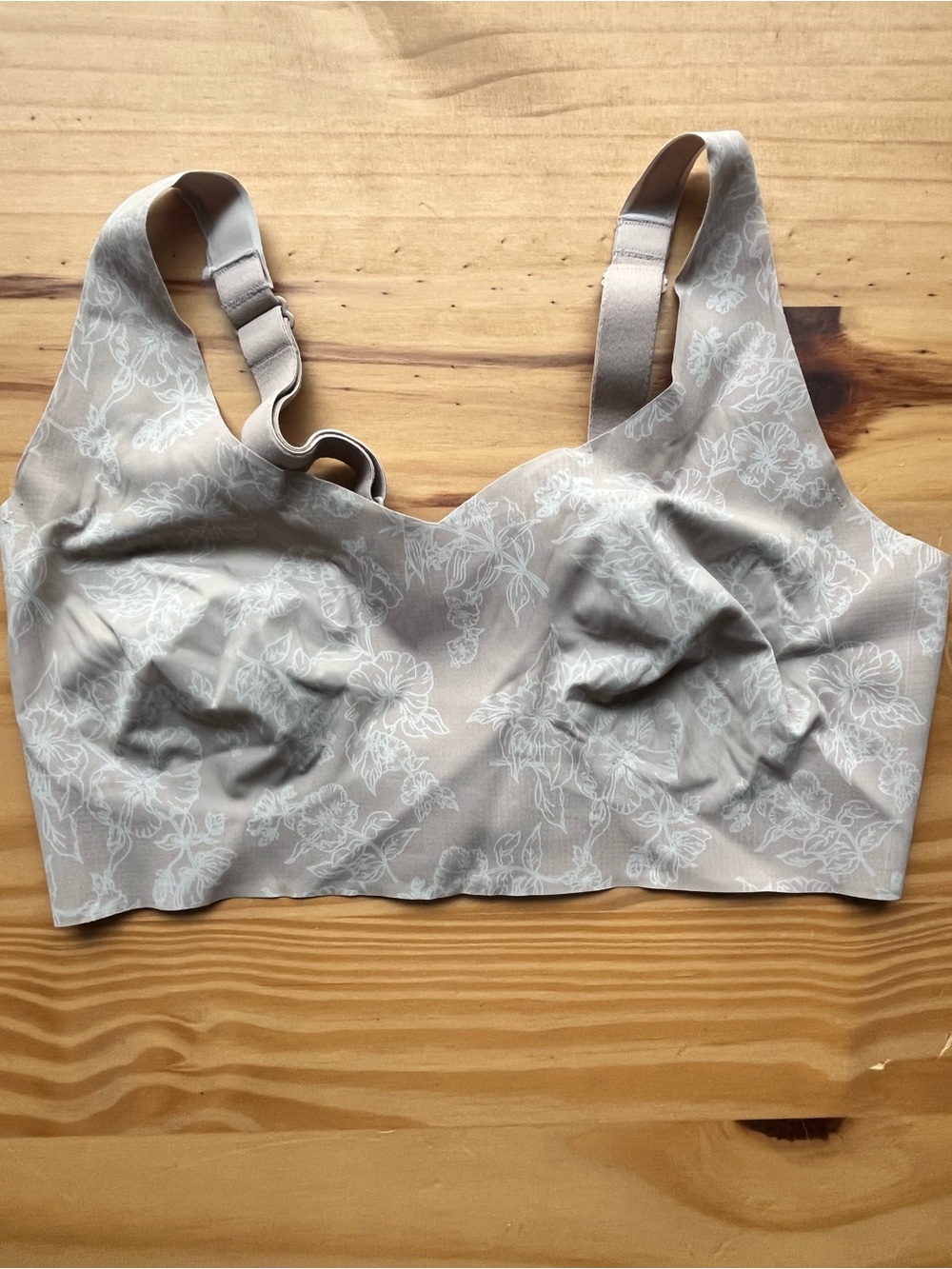 Seamless Wonderbra Comfortable Floral Wireless Bra – Taupe